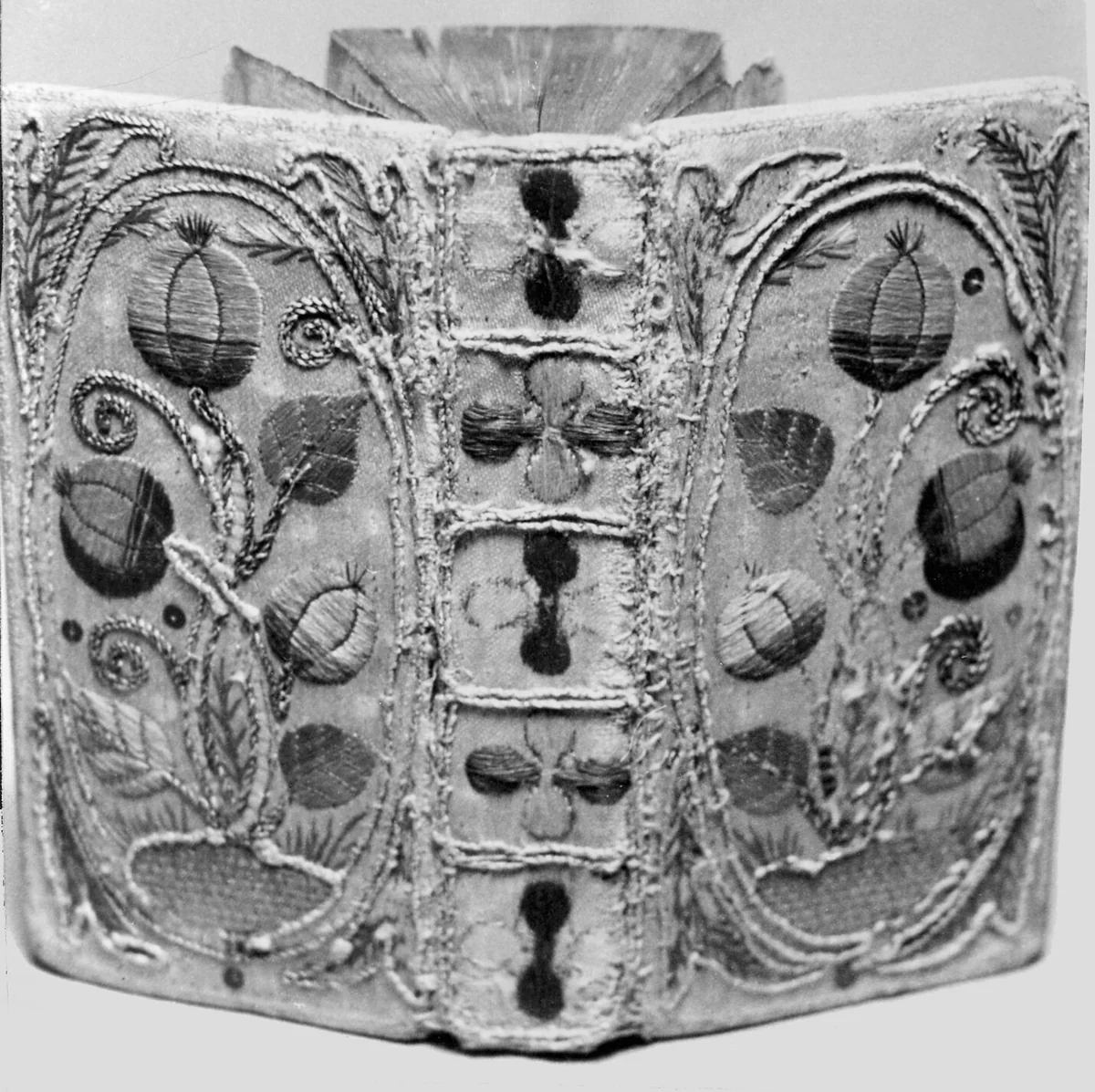 Book Cover for the Old Testament by England, London, textile, 1701-1725