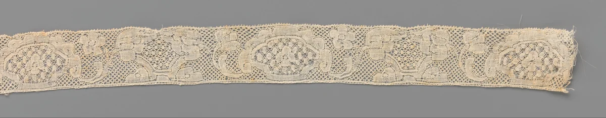 Strook kloskant met twee verschillende cartouches by anonymous, other, 1725-1749