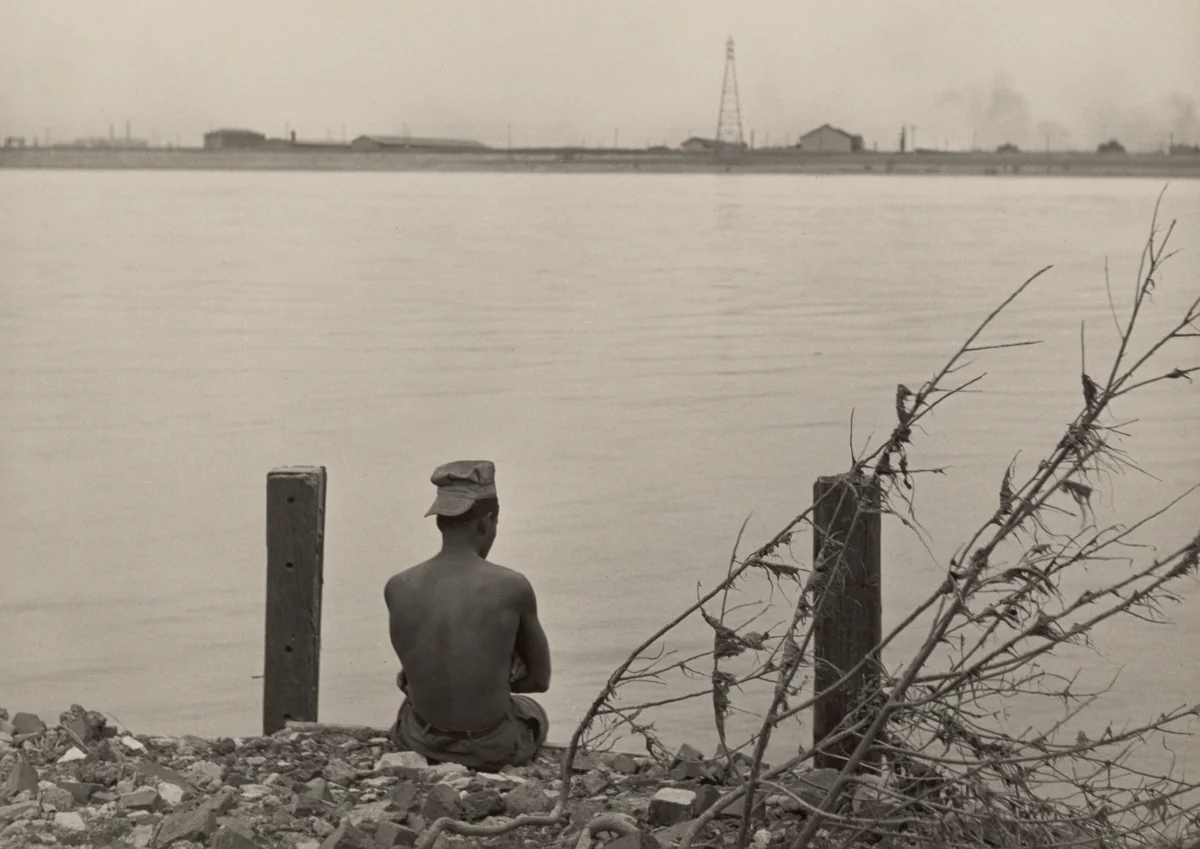 Mississippi River/St. Louis by Robert Frank, photograph, 1948