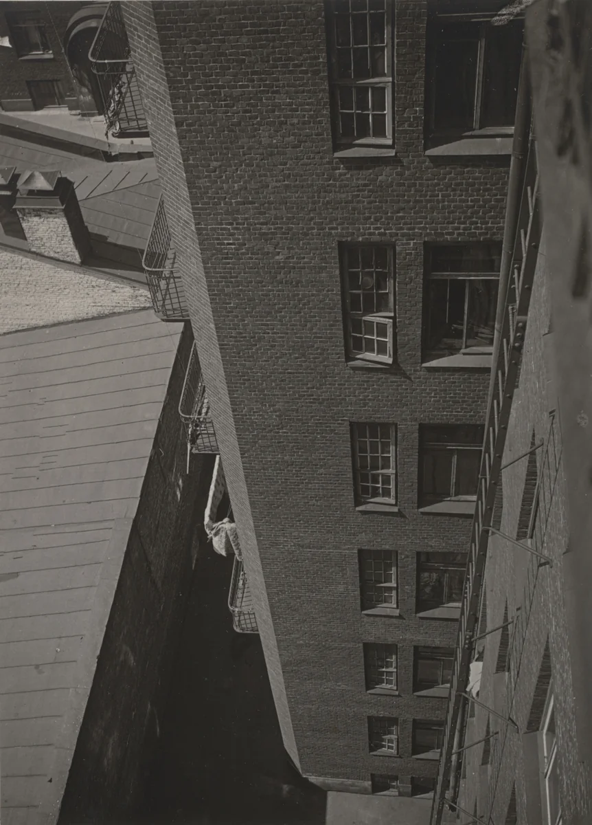 Untitled by Aleksandr Rodchenko, photograph, 1926