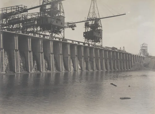 Balboa Terminals. Alongside the Unloader Wharf before flooding by Unidentified Photographer, photograph, 1916