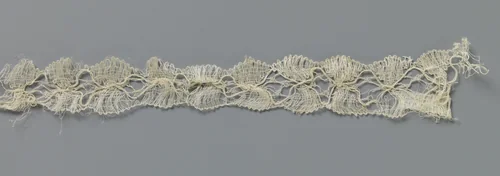 Strook kloskant met ruitvormig veld tussen gespiegelde waaiers by anonymous, other, 1840-1860