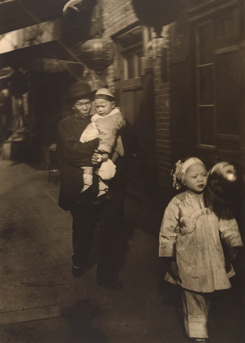 A Holiday Visit, Chinatown, San Francisco by Arnold Genthe, photograph, 1896