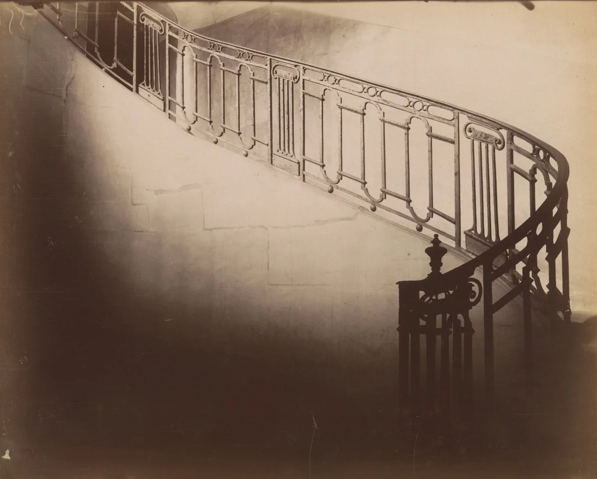 Hôtel de Jean de Fourcy, rue des Francs-Bourgeois 30 by Eugène Atget, photograph, 1908