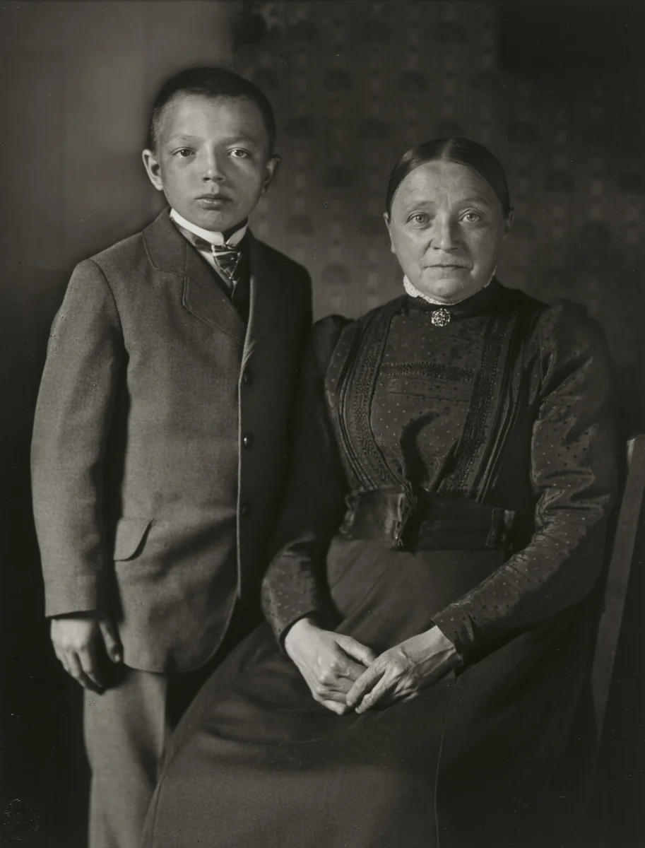 Farmer’s Wife and her Grandson by August Sander, photograph, 1919