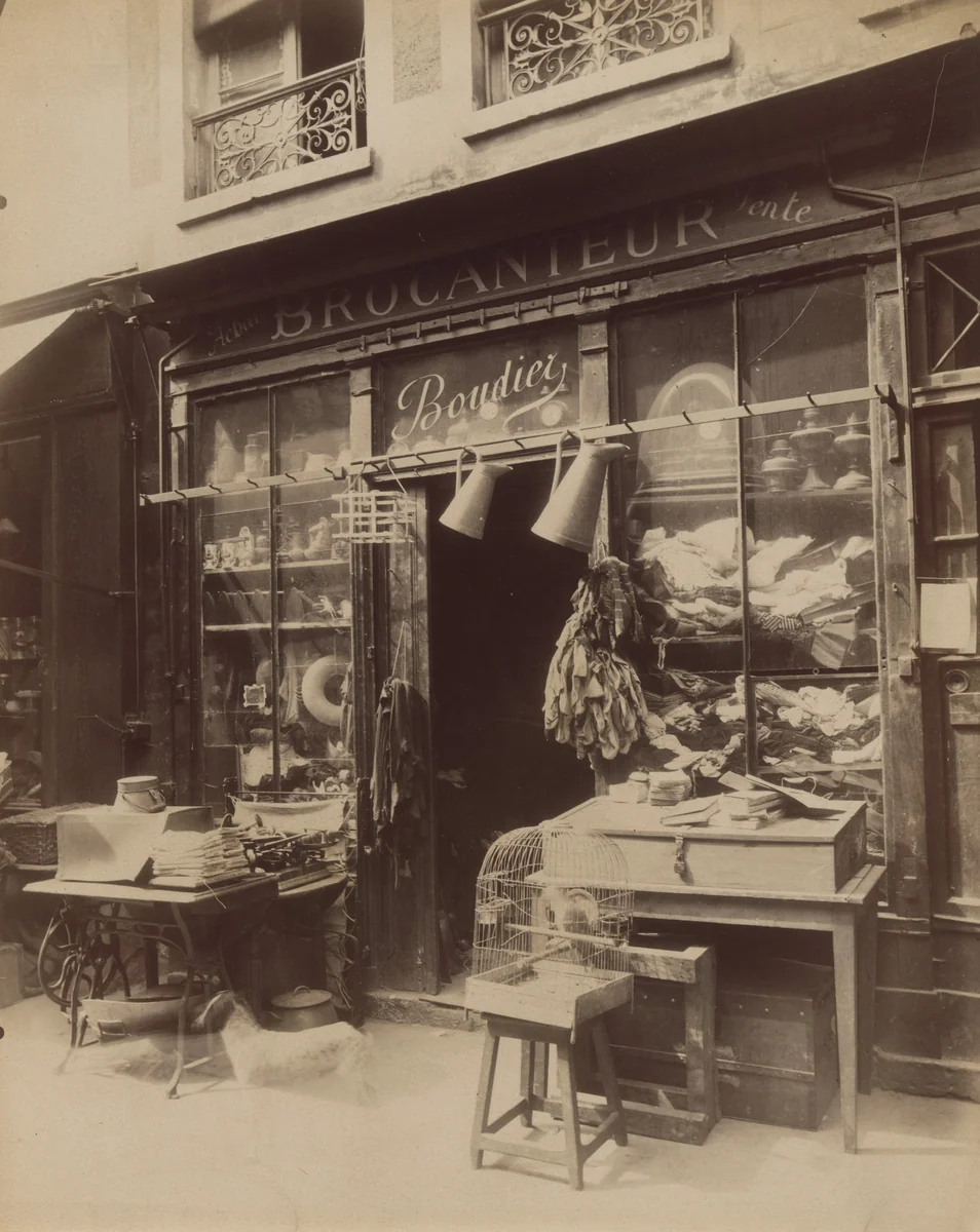 Brocanteur. 32 Rue Broca by Eugène Atget, photograph, 1912