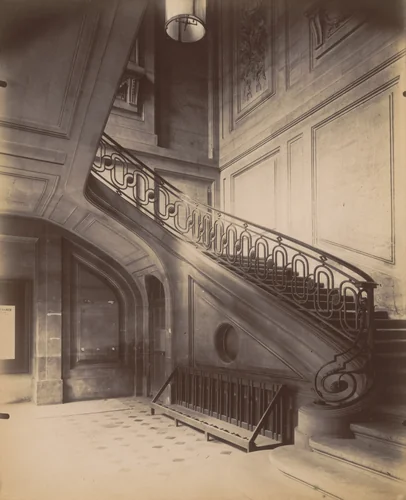 Hôtel de Fleury. 28 Rue des Saints-Pères by Eugène Atget, photograph, 1905