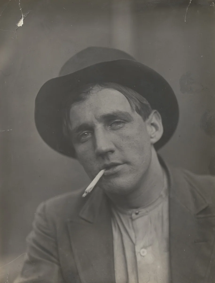 Newsie, St. Louis, Missouri by Lewis Wickes Hine, photograph, 1910