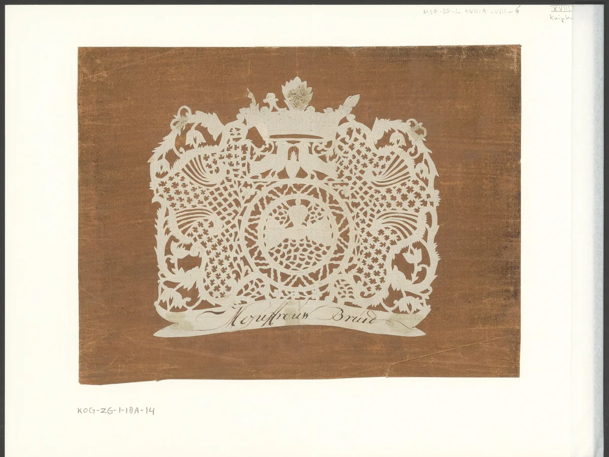 Huwelijksknipsel met twee in elkaar geslagen handen en vogels by anonymous, other, 1750-1849