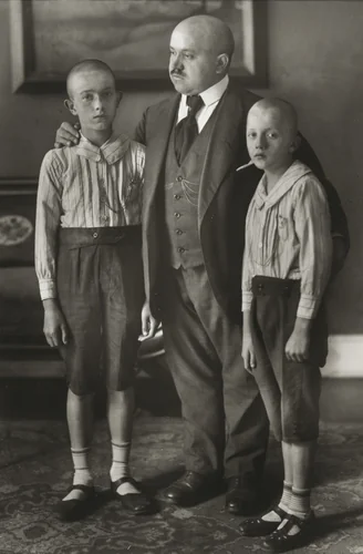 Widower by August Sander, photograph, 1914