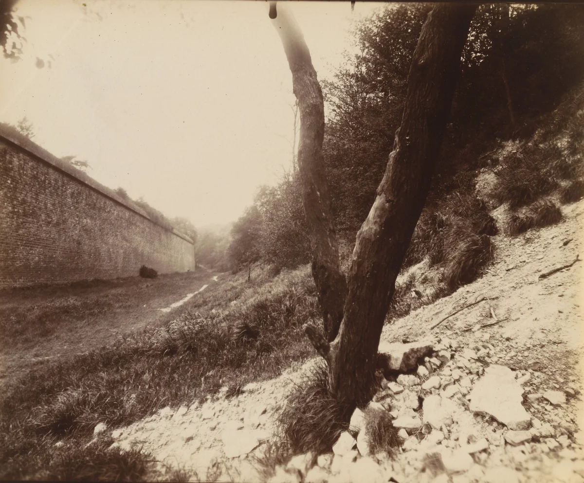 Porte Dauphine by Eugène Atget, photograph, 1913