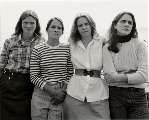 The Brown Sisters, Marblehead, Massachusetts by Nicholas Nixon, photograph, 1979