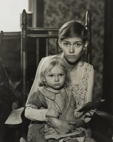 Tubercular Mother and Child by Paul Carter, photograph, 1937