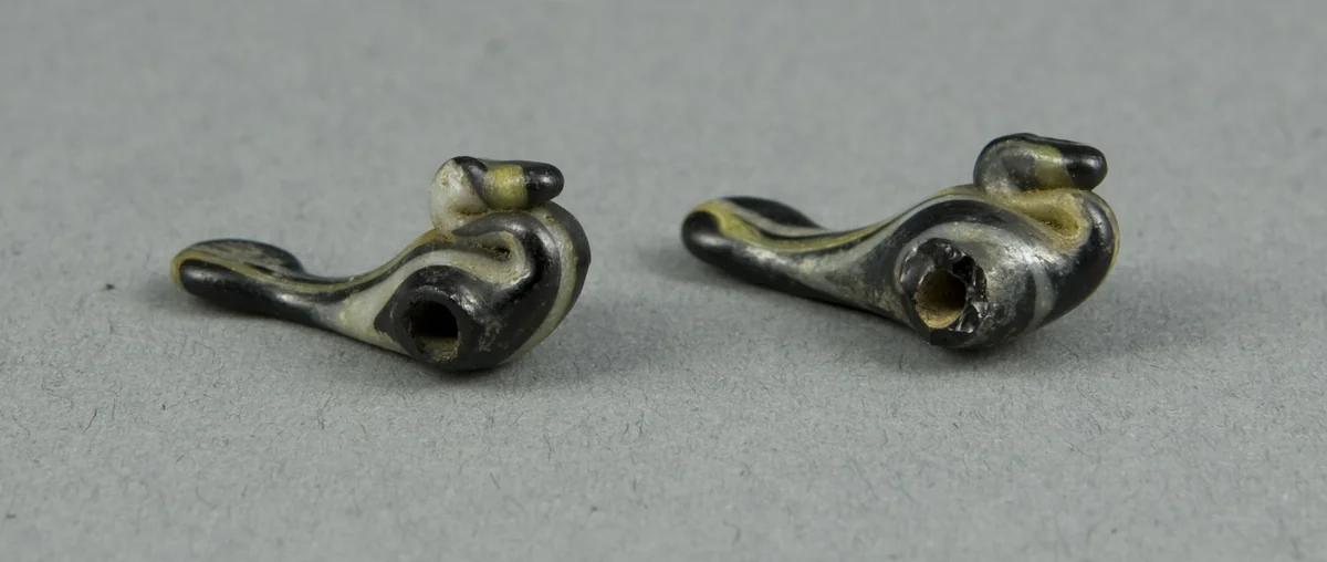 Two Beads or Amulets in the Form of Birds by Egyptian, metalwork, -1550--1186