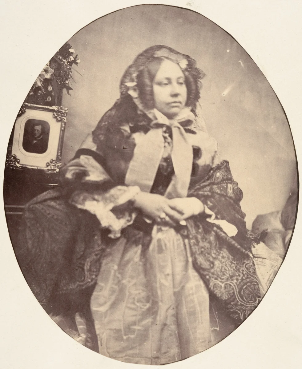 Madame Gihoul by Louis Pierre Théophile Dubois de Nehaut, photograph, 1854-1856