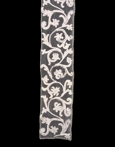 Border by Italy, Milan, textile, 1650-1775