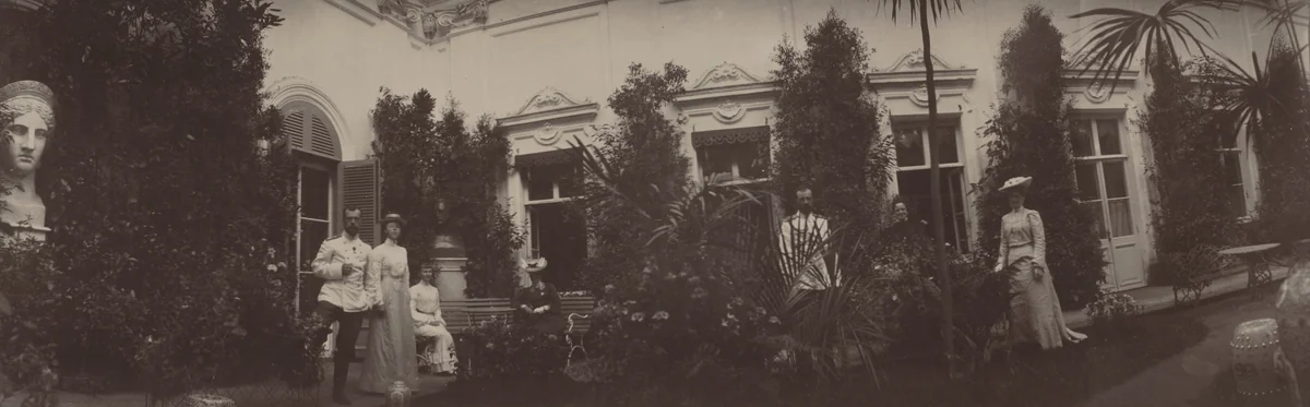 Emperor Nicholas II, Grand Duke Alexander Mikhailovich, Princess Helen Georgievna of Oldenburg and Empress Alexandra Feodorovna in Garden by Windows by Unidentified Photographer, photograph, 1903