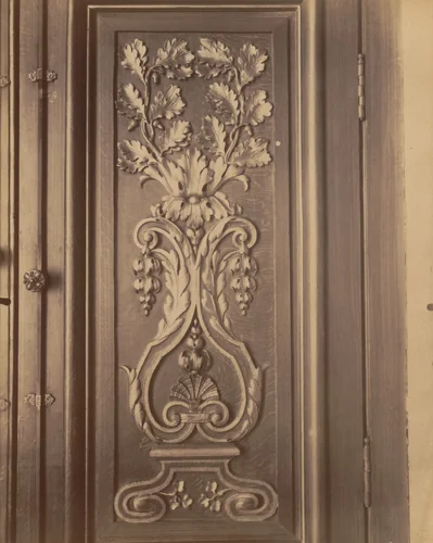 Hôtel de Lauzun, quai d'Anjou by Eugène Atget, photograph, 1905