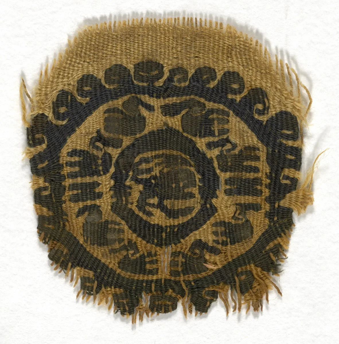Roundel by Coptic Egypt, textile, 501-600