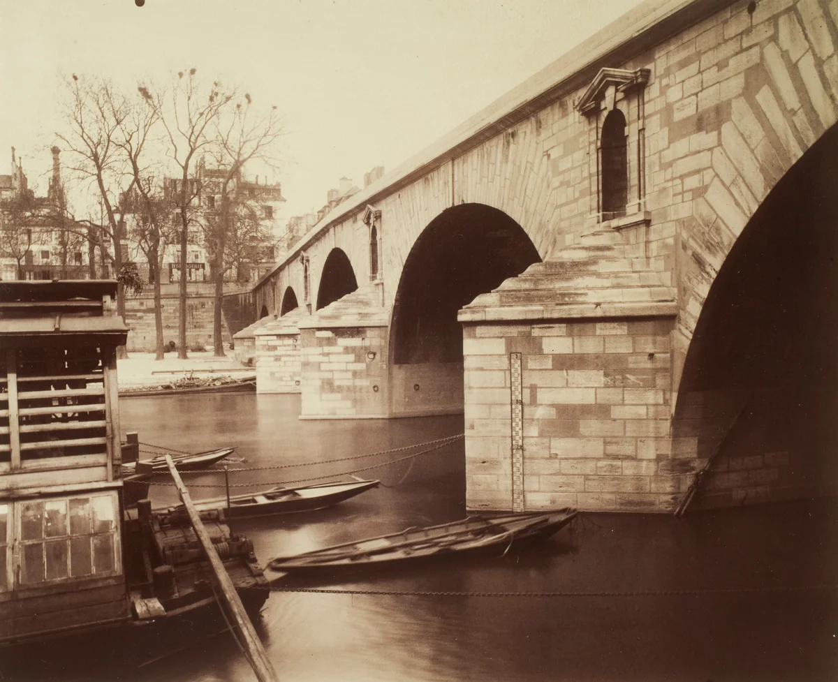 Le Pont Marie by Eugène Atget, photograph, 1903-1904