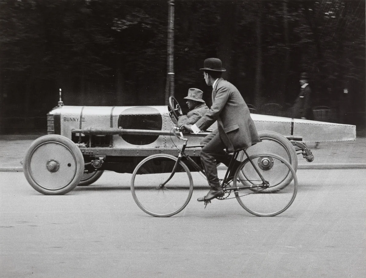 Une Singer de course, Avenue des Acacias by Jacques-Henri Lartigue, photograph, 1912
