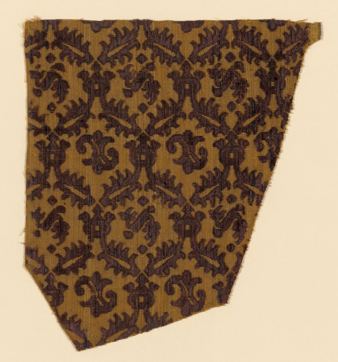 Fragment by Italy, textile, 1601-1700