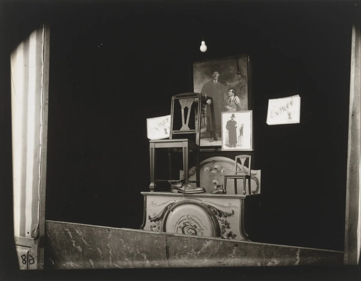 Side Show. Fête du Trône by Eugène Atget, photograph, 1922