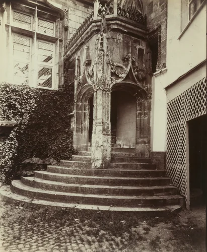 Beauvais, rue de l'Abbé Gelée by Eugène Atget, photograph, 1904