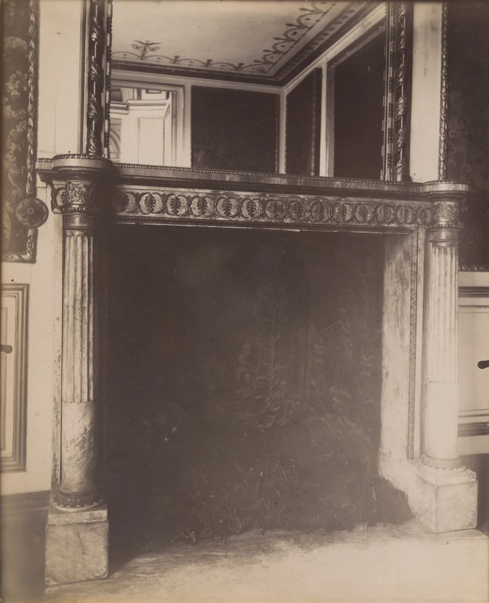 Château de Bagatelle by Eugène Atget, photograph, 1913
