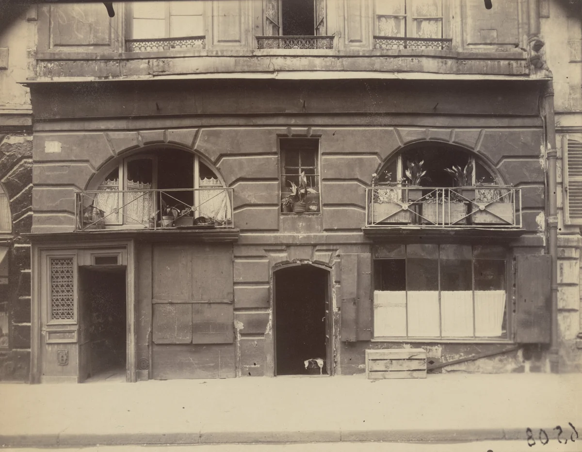 Boutique. Place Dauphine by Eugène Atget, photograph, 1924