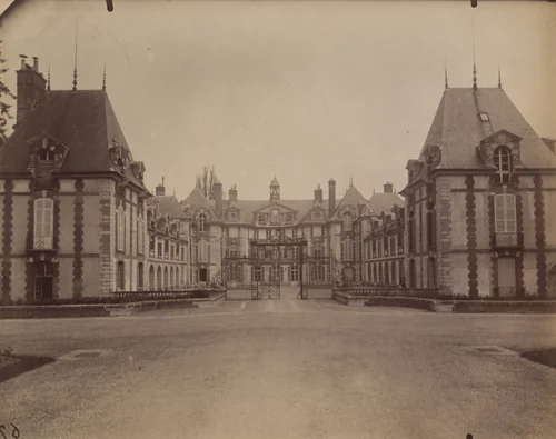Boissy-Saint-Léger by Eugène Atget, photograph, 1910