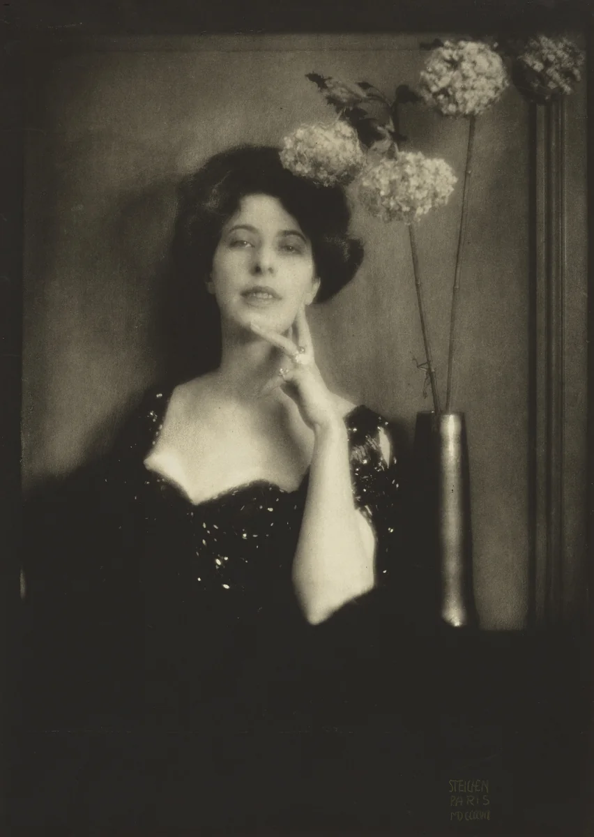 Mrs. Conde Nast by Edward Steichen, photograph, 1907