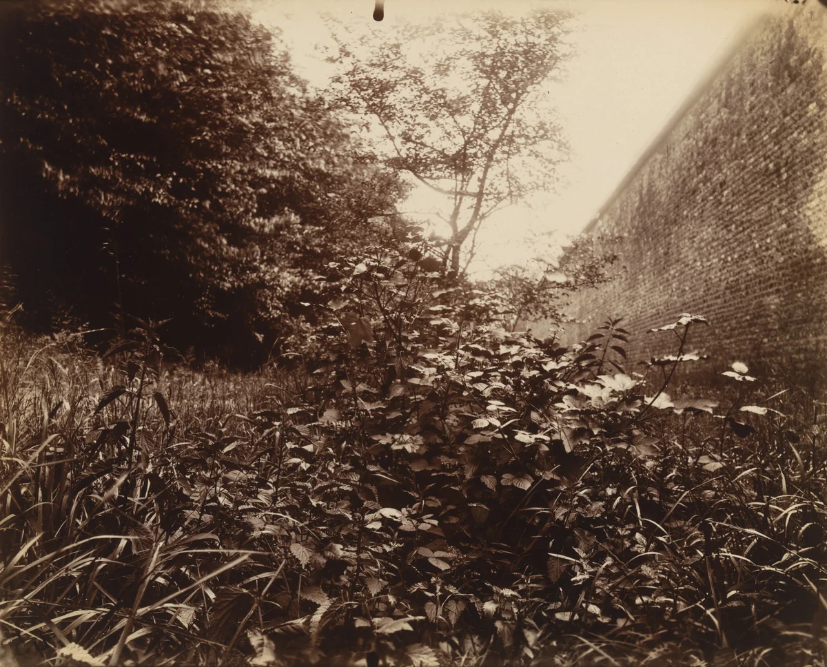 Porte Dauphine by Eugène Atget, photograph, 1913