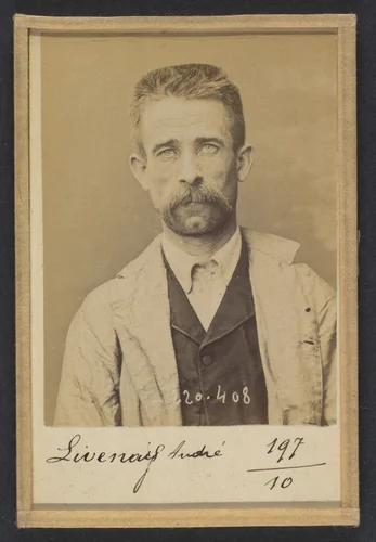 Livenais (ou Livenay), André. 39 ans, né à Renazé (Mayenne). Garçon de magasin. Anarchiste. 2/7/94. by Alphonse Bertillon, photograph, 1894