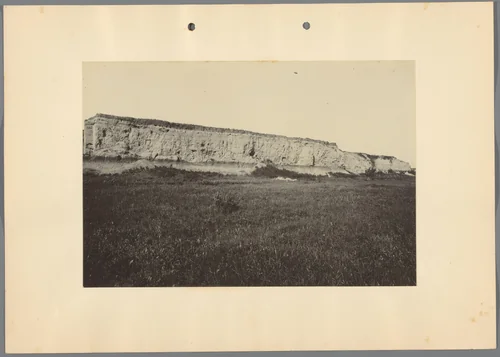 Zijaanzicht van terpen bij Tószeg by Albert Egges van Giffen, photograph, 1928