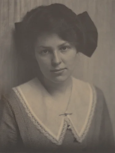 Marie Rapp by Alfred Stieglitz, photograph, 1913