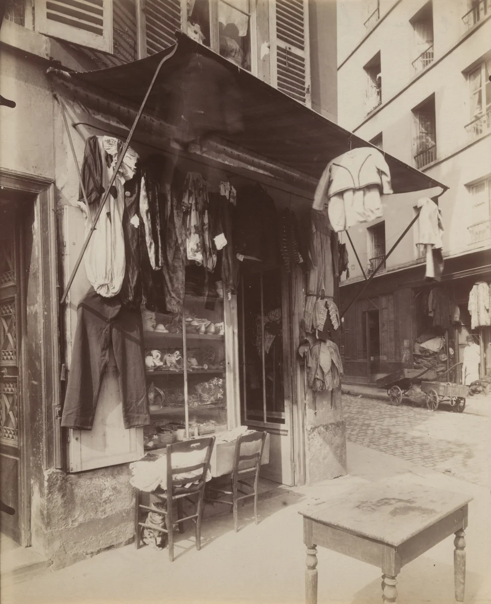 2 Rue de la Corderie by Eugène Atget, photograph, 1900