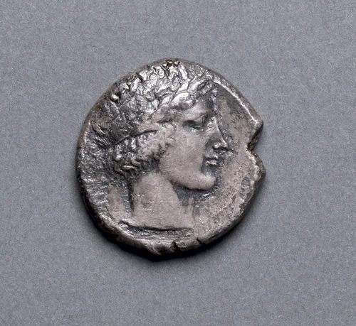 Tetradrachm: Head of Apollo, laureate (obverse) by Unknown, metalwork, -466--422