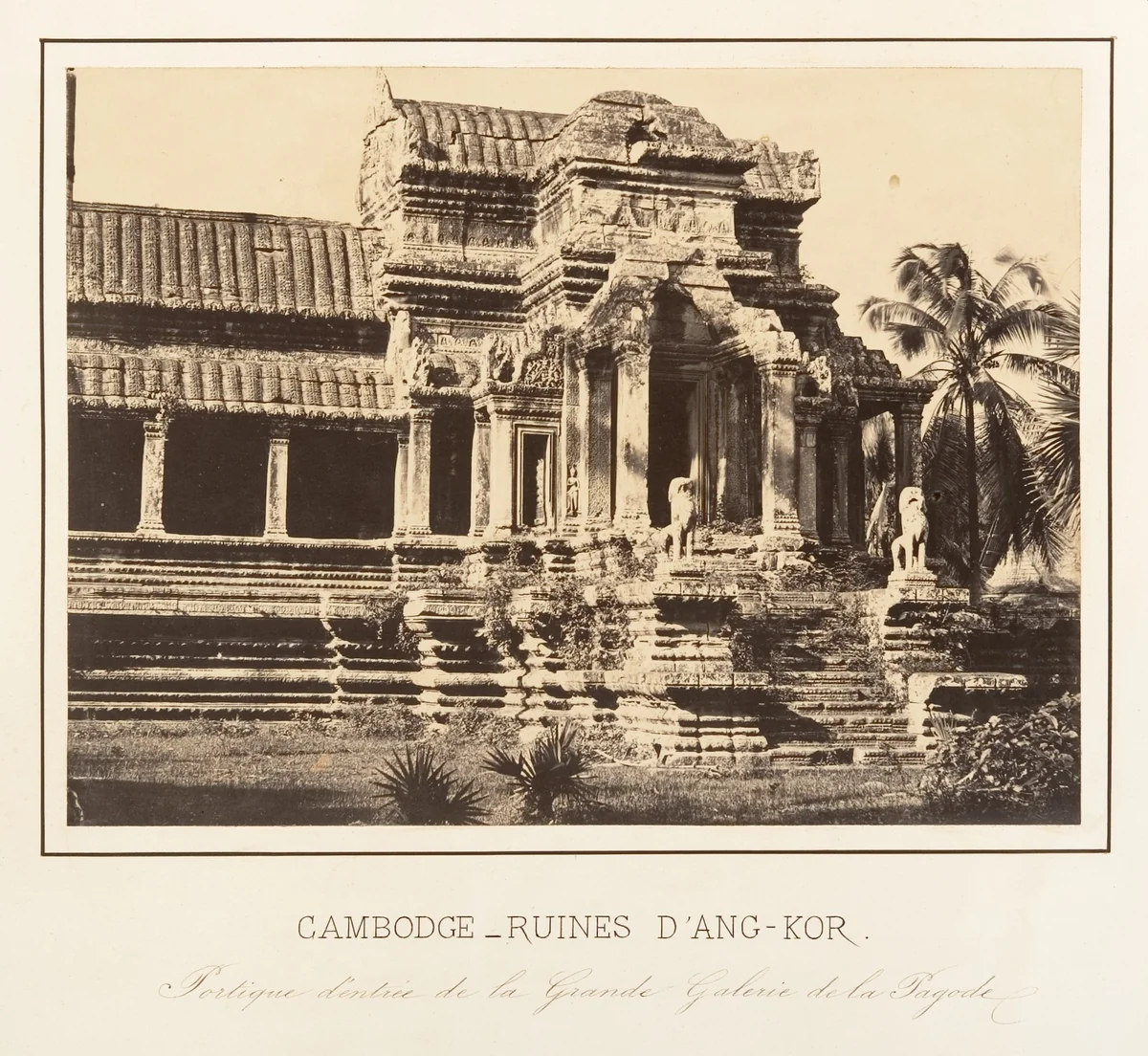 Portique d'entrée de la Grande Galerie de la Pagode by Emile Gsell, photograph, 1866