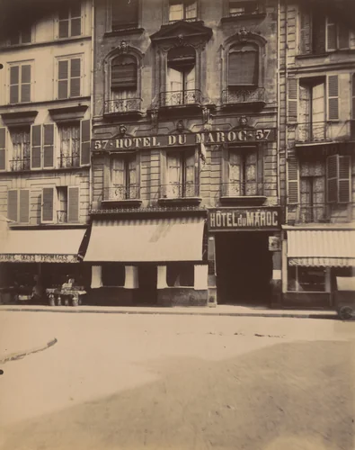 Ancien hôtel, 57 rue de Seine by Eugène Atget, photograph, 1913