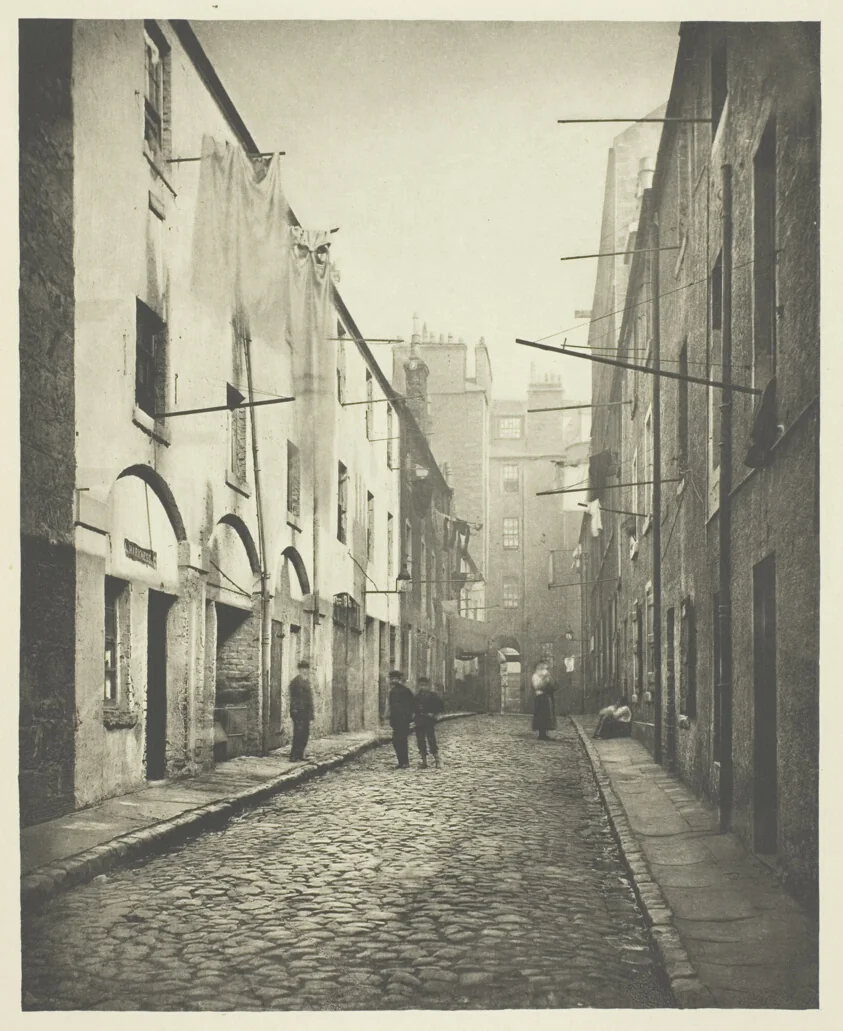 Broad Close No. 167 High Street by Thomas Annan, photograph, 1868