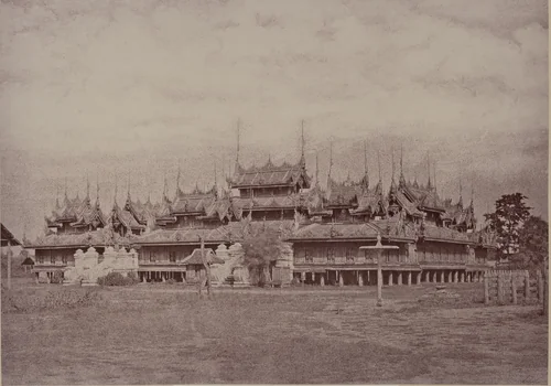 Amerapoora: Magwe Wundouk Kyoung by Linnaeus Tripe, photograph, 1855