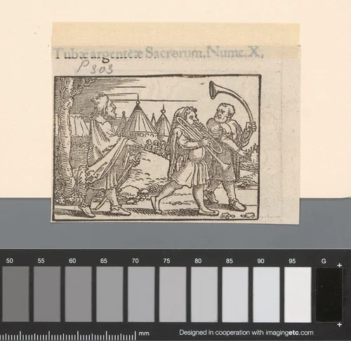 Mozes met twee mannen die blazen op zilveren trompetten by anonymous, print, 1530-1533