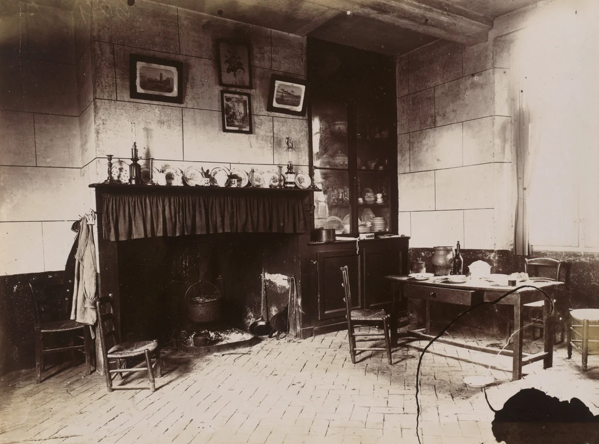 Intérieur (Somme) by Eugène Atget, photograph, 1900