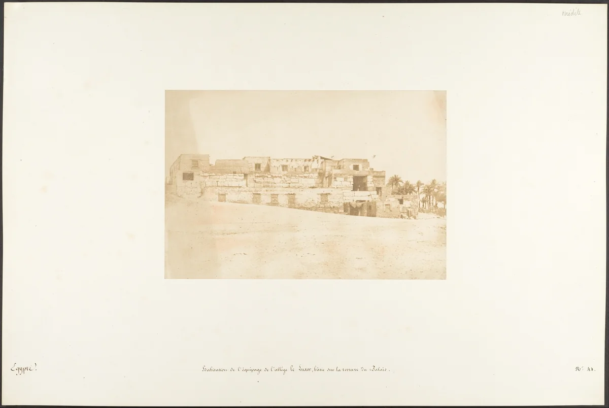 Habitation de l'équipage de l'allège de Luxor, bâtie sur la terrasse du Palais by Maxime Du Camp, photograph, 1849-1850