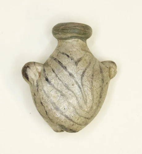 Amulet of a Heart by Egyptian, metalwork, -1550--1069