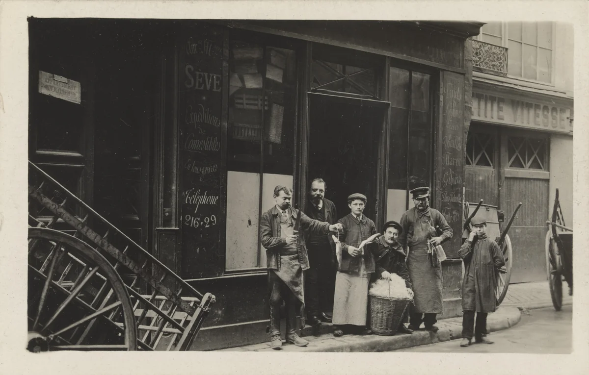 Sève, Expéditions de comestibles by Unidentified Photographer, photograph, 1918