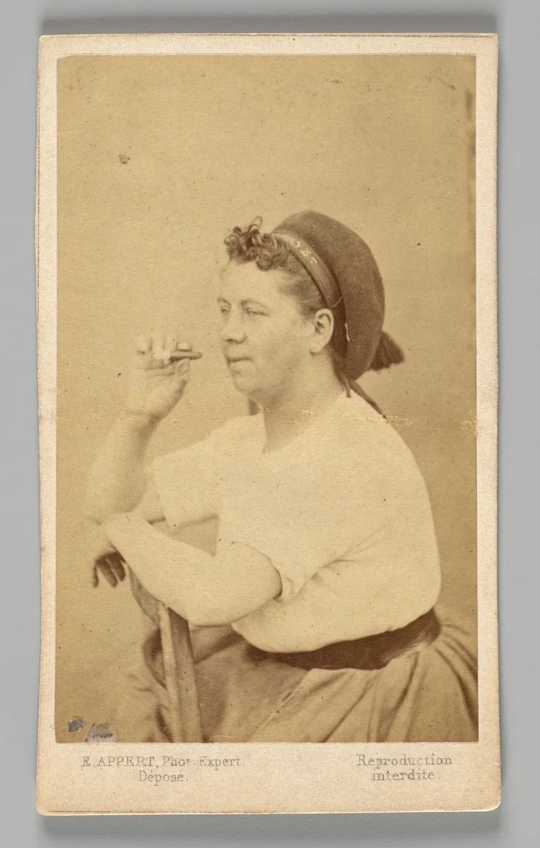 [Member of the Paris Commune: Hortense David, pointeuse à la Porte Maillot dans l’artillerie des fédérés, à perpétuité] by Ernest Eugène Appert, photograph, 1871