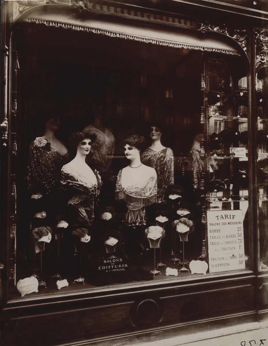 Coiffeur, boulevard de Strasbourg by Eugène Atget, photograph, 1912