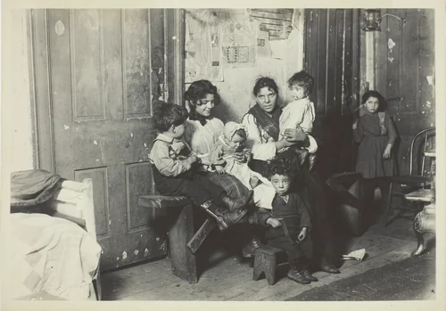 Italian Family, Chicago by Lewis Wickes Hine, photograph, 1910